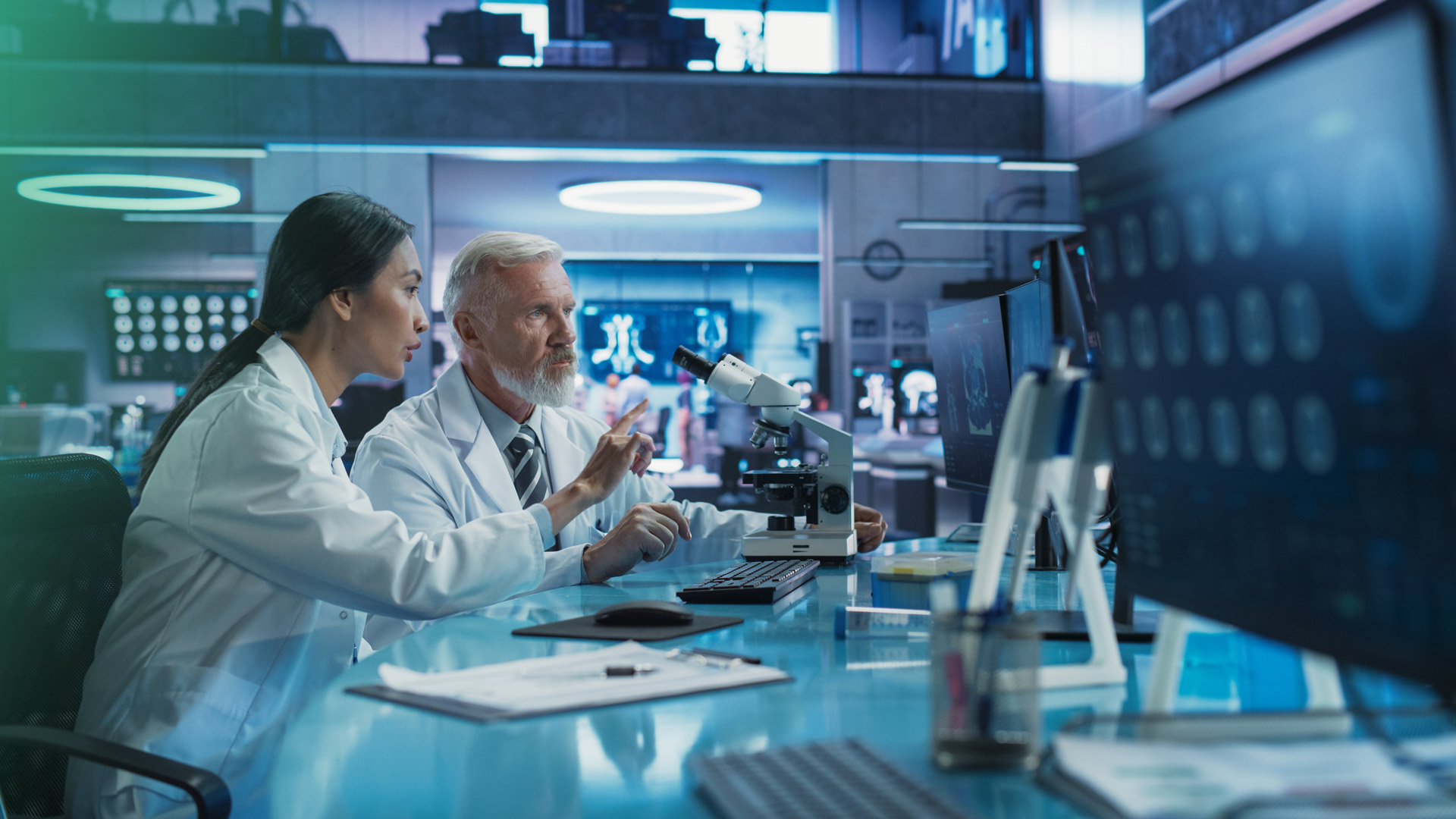 Applications of Computer Simulation Software in Medicine and Pharmaceuticals